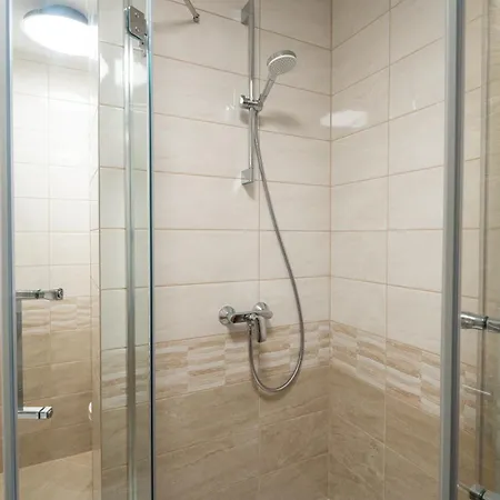 Alpine Ibex, Nordic House, - Center Apartman