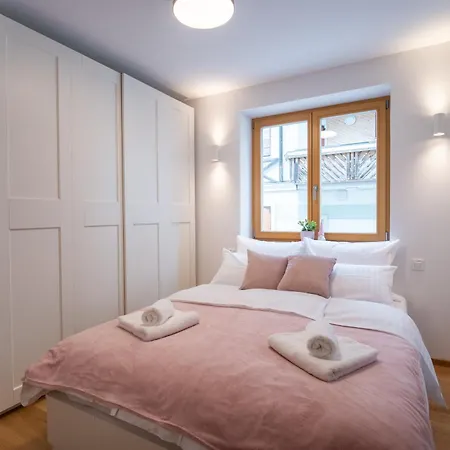 Alpine Ibex, Nordic House, - Center Apartman *