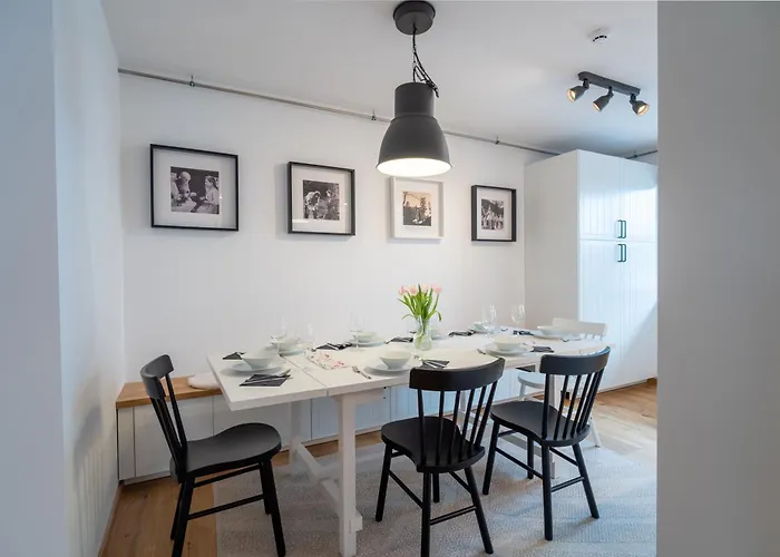 Alpine Ibex, Nordic House, - Center *